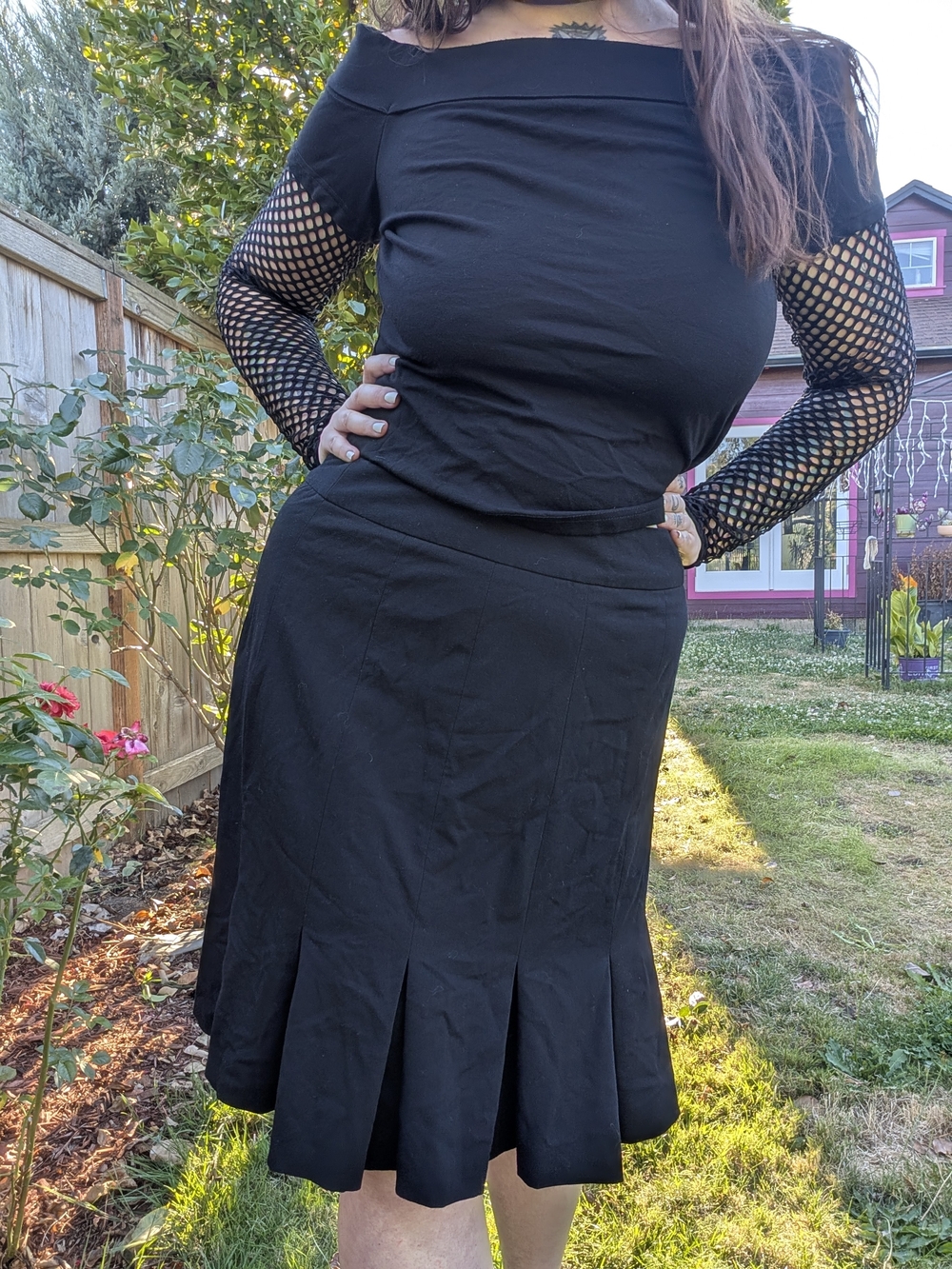Black Pleated Pencil Skirt